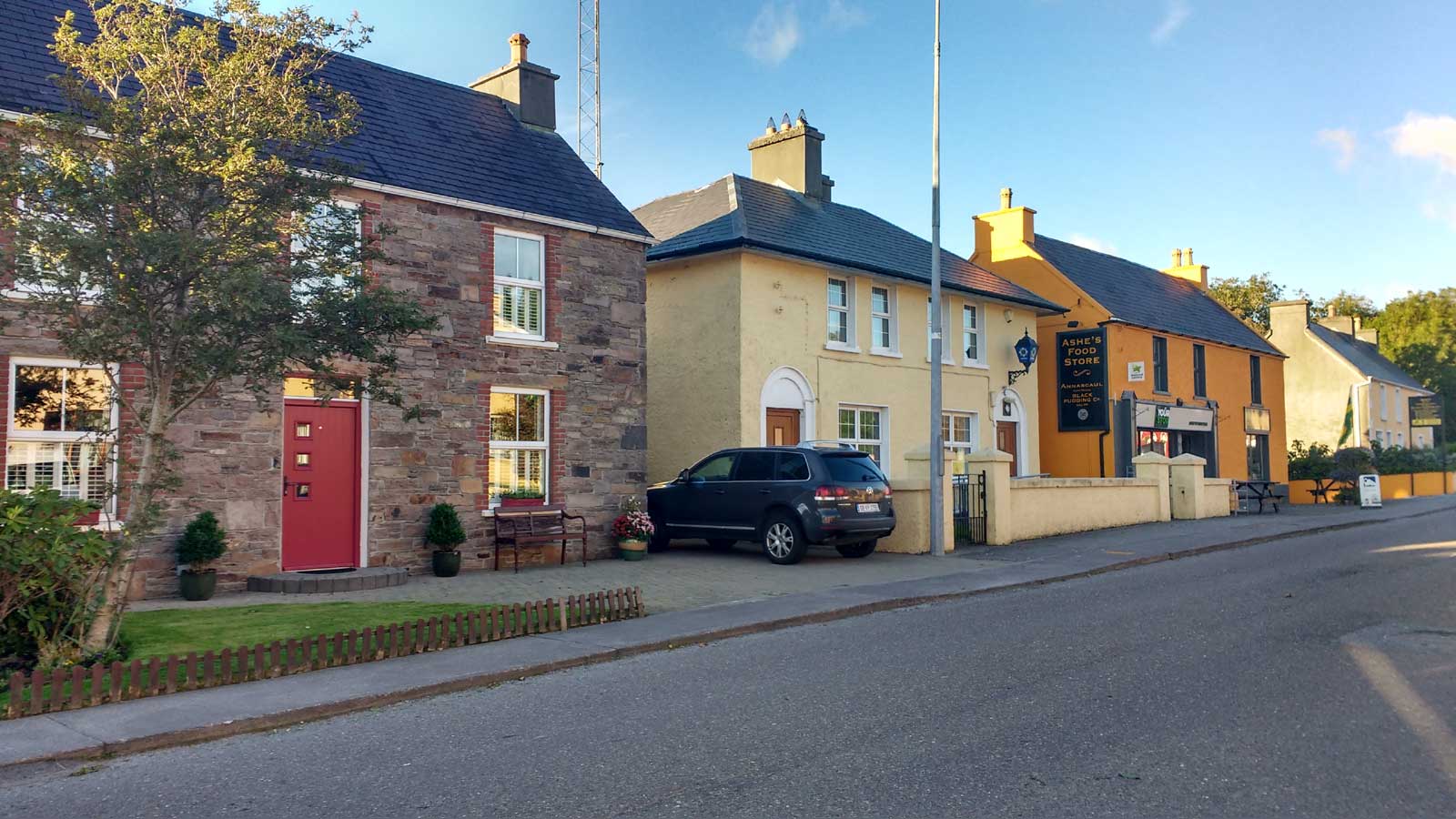 Garda Station & Ashe's Foodstore